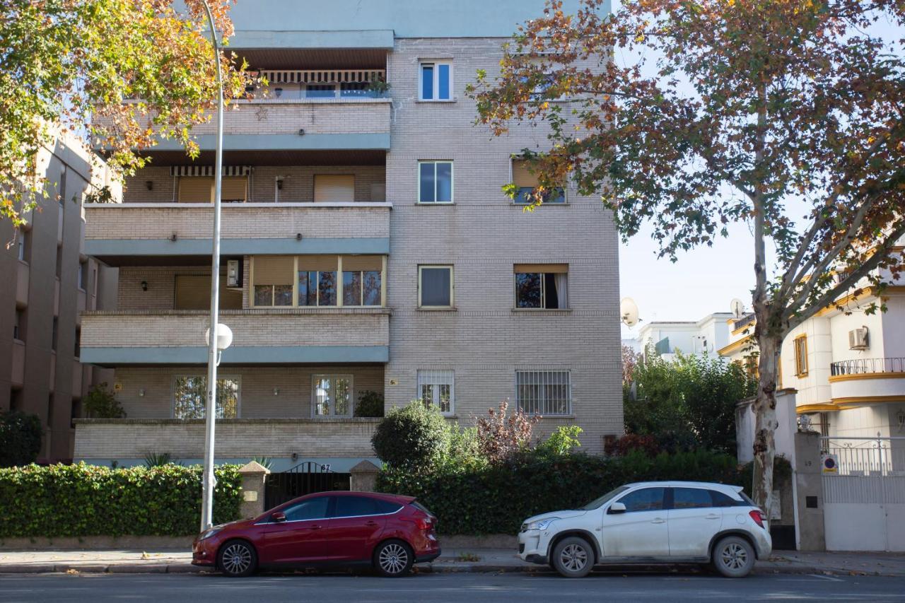 Borbolla Sevilla Urban - Parking 외부 사진